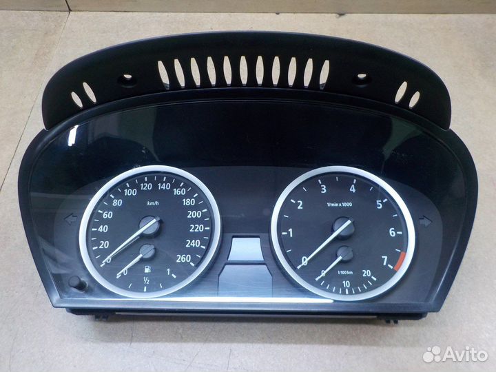 Панель приборов BMW e60