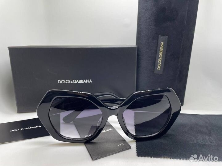 Солнцезащитные очки Dolce and Gabbana