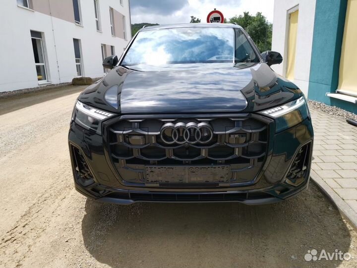 Audi Q7 3.0 AT, 2024, 30 км