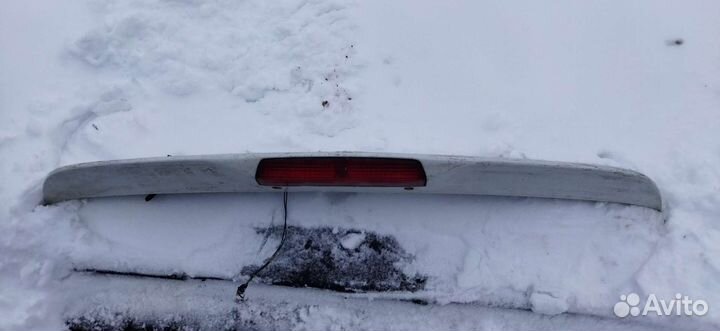 Спойлер Toyota Estima 2000-2005
