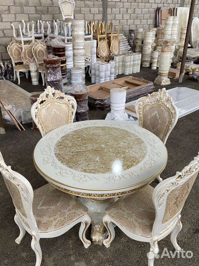 Столы и стулья 