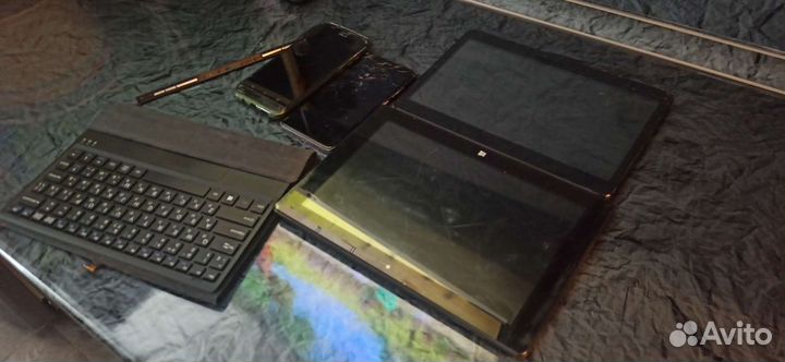 Планшеты бу на запчасти