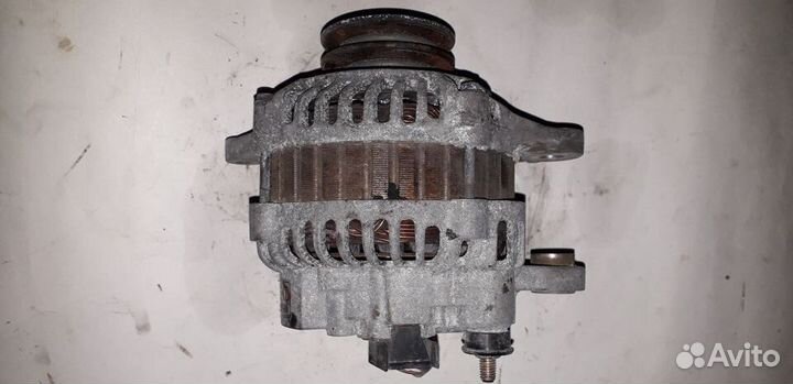 Генератор Mitsubishi Pajero ME203546 4M41