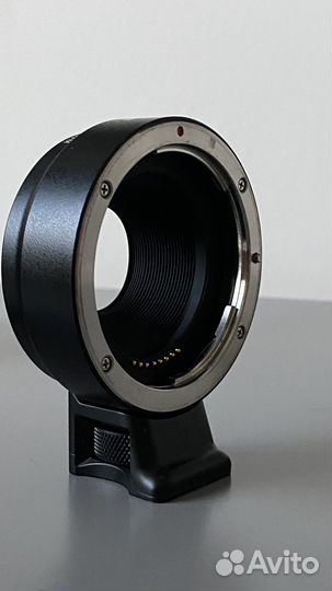 Адаптер Canon Mount Adapter EF-EOS M