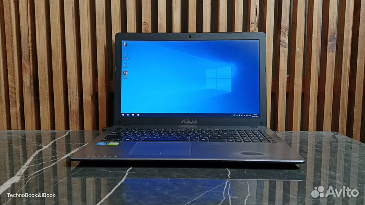 Игровой ноутбук Asus X550C на SSD