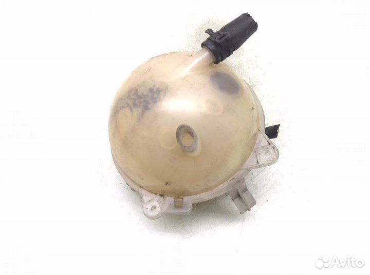Бачок расширительный Volkswagen Passat B6 2.0 TDI