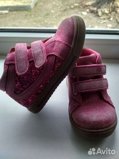 Ботинки для девочки