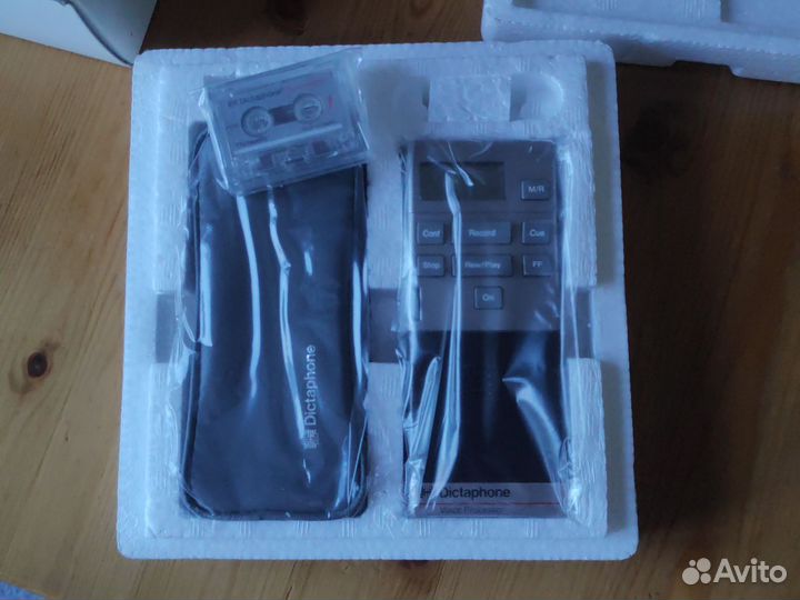 Диктофон пико-кассетный