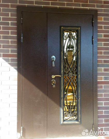 Дверь входная 