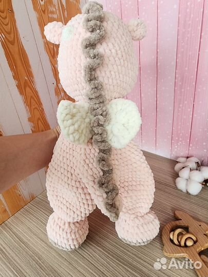 Вязаный дракон ручная работа