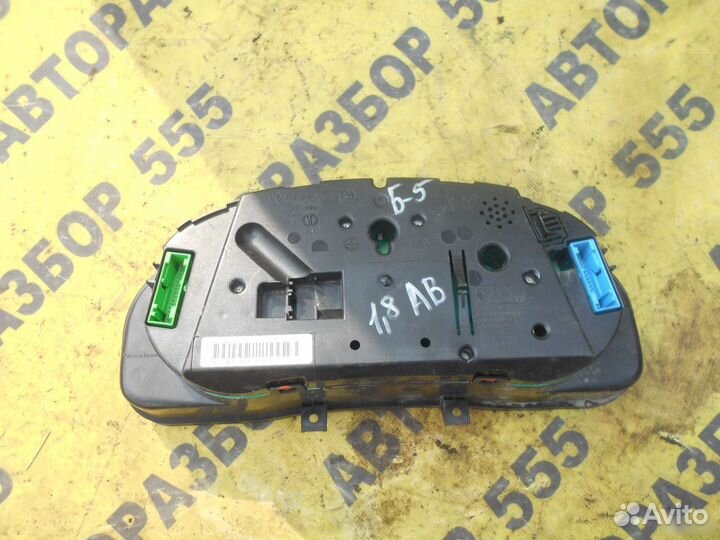 Панель приборов VW Passat (B5) 2000-2005