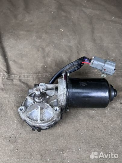 Мотор стеклоочистителя переднего SsangYong Rexton