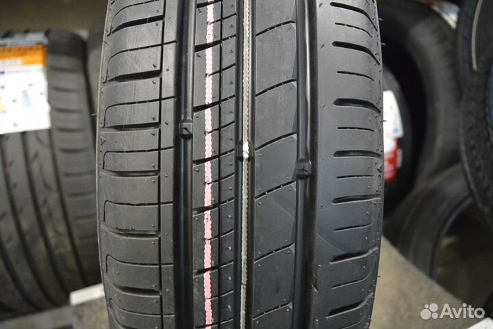 Royal Black Royal Mile 155/70 R12 73T