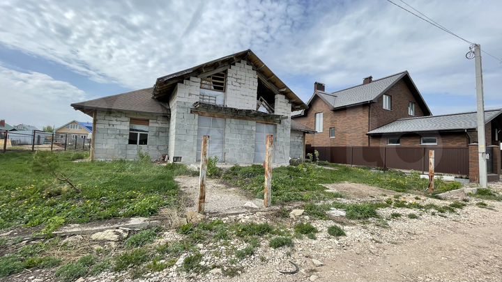 Дом 160 м² на участке 7 сот.