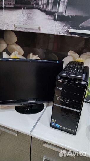 Монитор Samsung