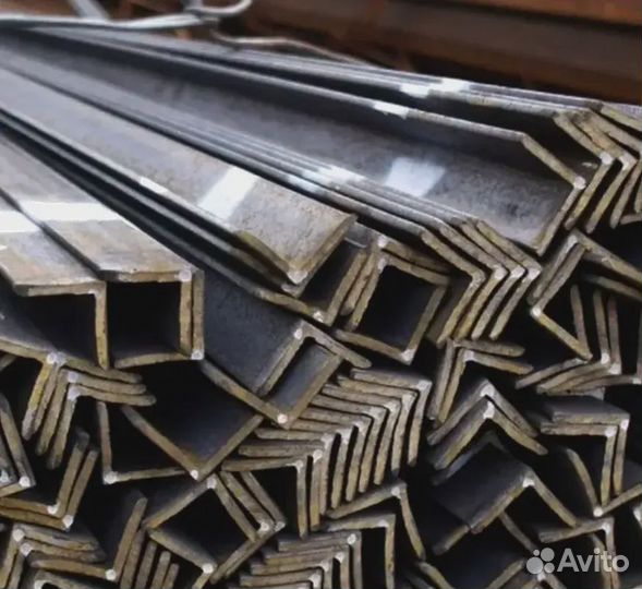 Уголок металлический