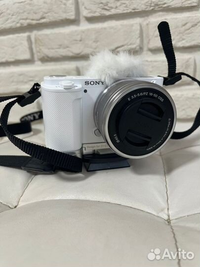 Фотоаппарат Sony ZV-E10 Kit