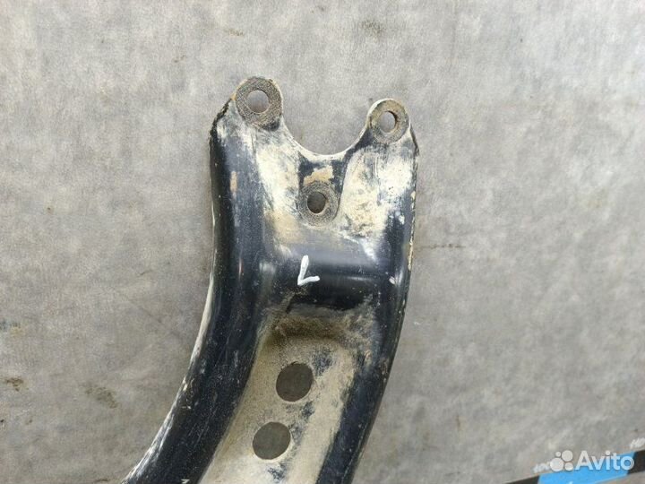 Рычаг подвески передний левый Volkswagen Golf 6