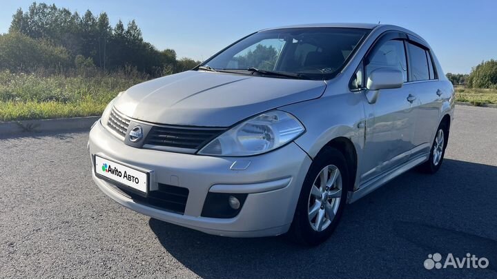 Nissan Tiida 1.6 AT, 2012, 130 000 км