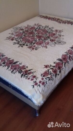 Покрывало ковровое шерстяное новое 180х210. Сирия