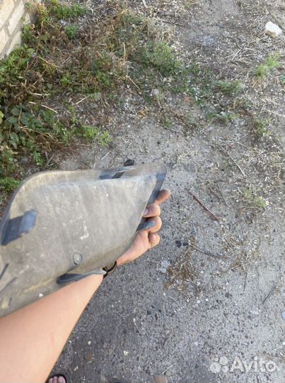 Левая заглушка туманки форд фокус 2 рест