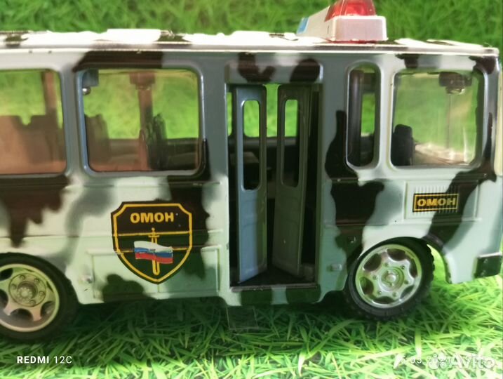 Модель металлическая свет/звук