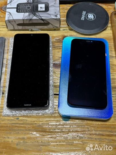 Хлам: телефоны, комплектующие пк, дисплеи