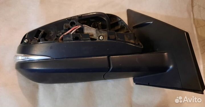 Зеркало на toyota Rav4 40 правое
