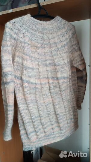 Свитер женский вязанный 52-54