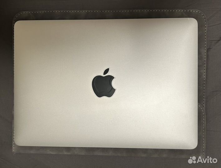 Macbook air 13 m1 256 silver