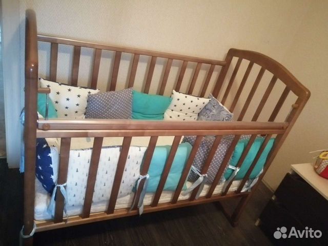 Детская кроватка