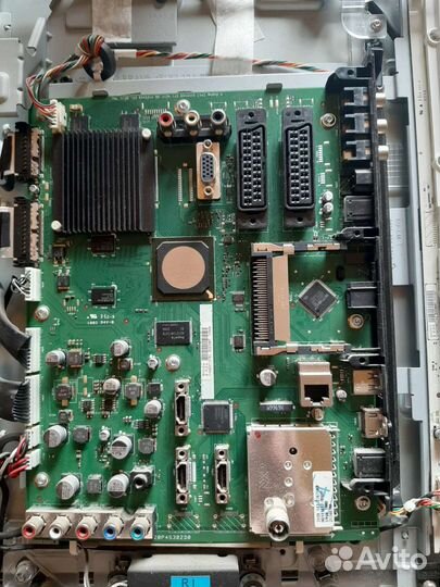 Разбор 32PFL8404H/60