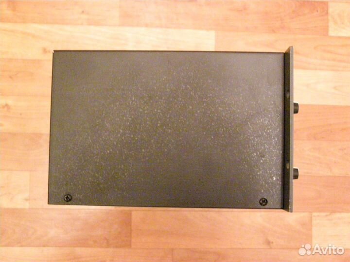 Эквалайзер графический профессиональный DBX 1231