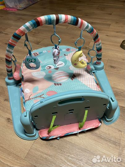Игровой коврик с пианино