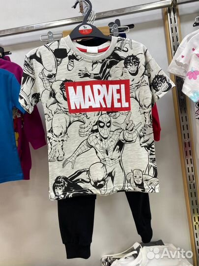 Костюм новый Zara Marvel со штанами