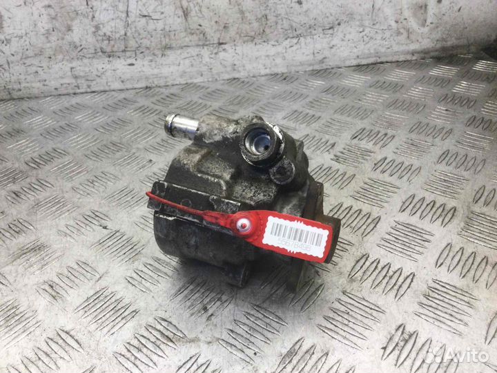 Насос гидроусилителя руля Опель Мовано G9u724