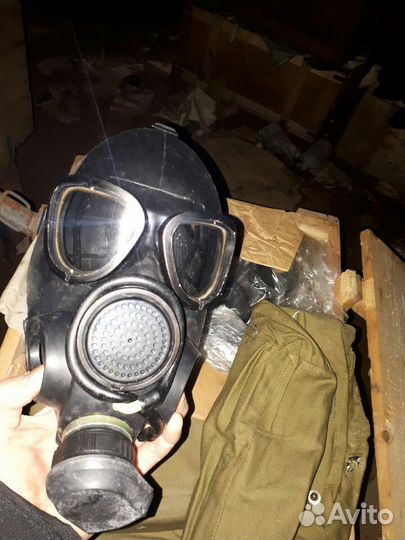 Противогазы