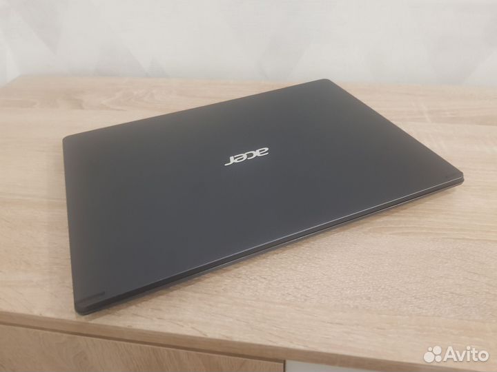 Мощный лёгкий Acer FullHd IPS core i5 SSD 512
