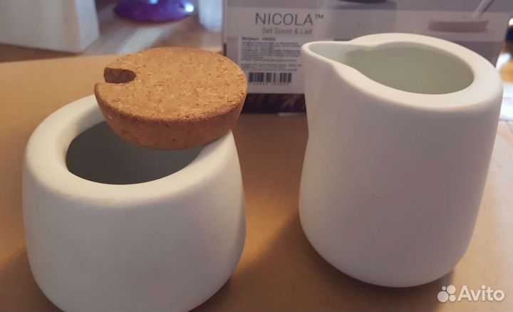 Сахарница и молочник