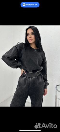 Костюм женский