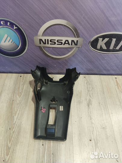Кожух Накладка рулевой колонки Nissan almera N16 Л