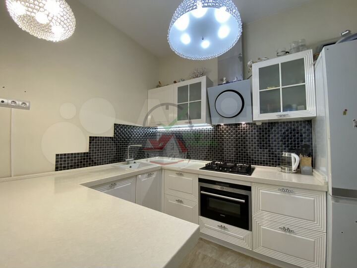 3-к. квартира, 57,1 м², 3/6 эт.