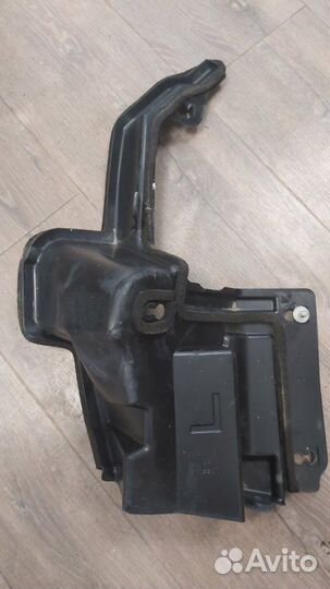 Защита бампера задняя левая Infiniti Ex35 1