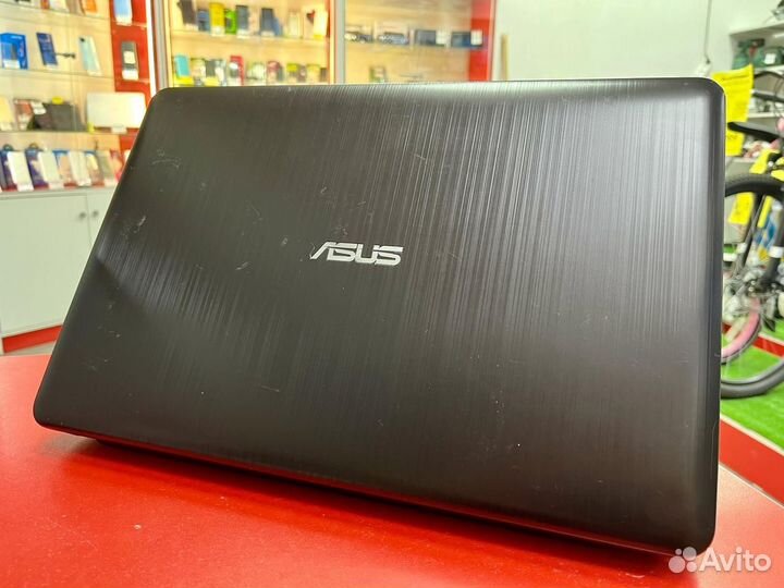 Ноутбук asus D541N