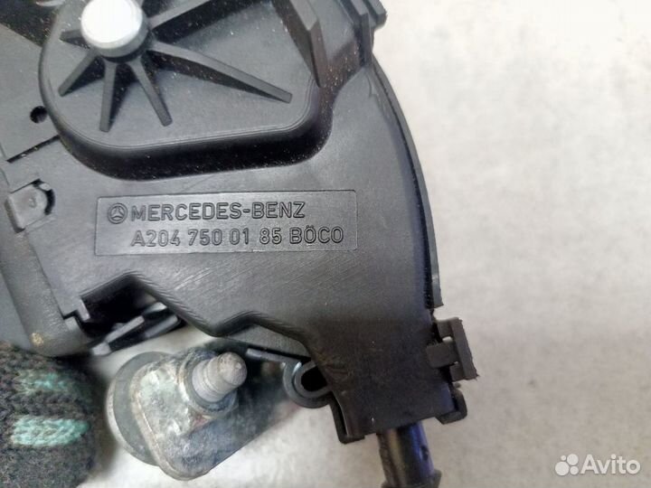 Замок багажника Мерседес