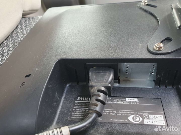 Philips 200v4l монитор