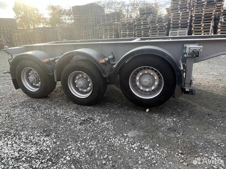 Полуприцеп контейнеровоз МАЗ 938920-011, 2010