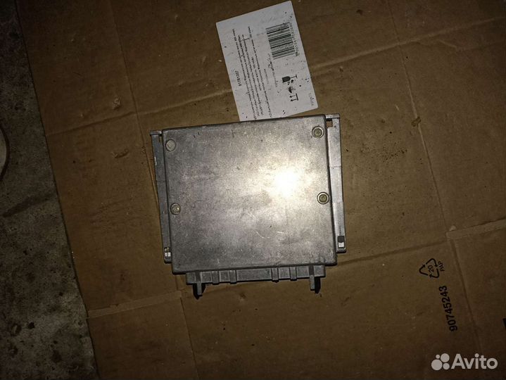 Блок управления двс Mercedes S-class. W140