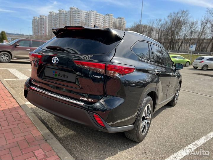 Toyota Highlander 2.5 AT, 2021, 45 000 км