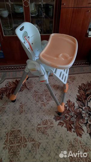 Стульчик для кормления